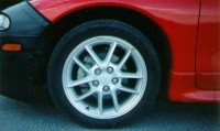 drivers front wheel.jpg