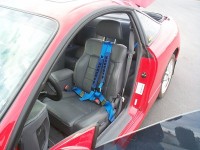 drivers seat harness.jpg